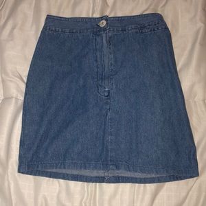 denim skirt